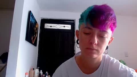 Snapshot of tomboyblue chatting on 19, 5, 2026 Blue online show from 19, 5, 2026