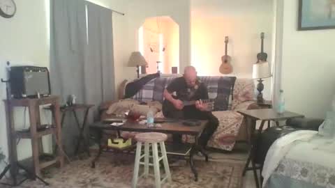 Snapshot of tomcatsawyer chatting on 14, 12, 2025 sirmuggsalot online show from 14, 12, 2025