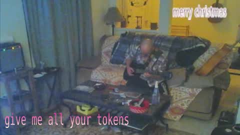 Snapshot of tomcatsawyer chatting on 17, 12, 2025 sirmuggsalot online show from 17, 12, 2025