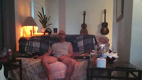 Snapshot of tomcatsawyer chatting on 12, 3, 2026 sirmuggsalot online show from 12, 3, 2026