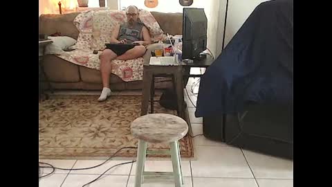 Snapshot of tomcatsawyer chatting on 6, 4, 2026 sirmuggsalot online show from 6, 4, 2026