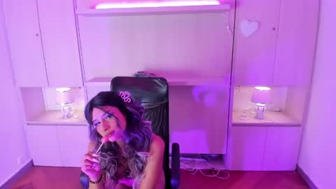 KAELANI online show from 17, 4, 2026