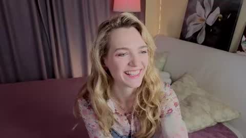 Snapshot of tomikavilandre chatting on 20, 6, 2026 Lana online show from 20, 6, 2026