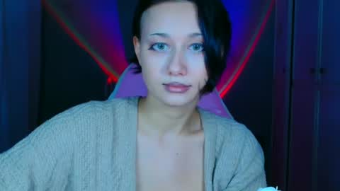 Snapshot of tommioo7 chatting on 21, 12, 2025 Galadriel online show from 21, 12, 2025