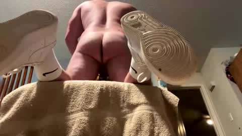 Snapshot of tommy4inch chatting on 16, 4, 2026 tommy4inch online show from 16, 4, 2026