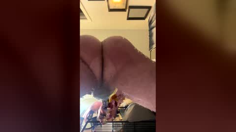 Snapshot of tommy4inch chatting on 22, 4, 2026 tommy4inch online show from 22, 4, 2026