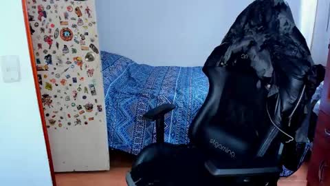 Snapshot of tommy_bred chatting on 23, 11, 2025 Twitter BreddTommy IG tommy bredd online show from 23, 11, 2025