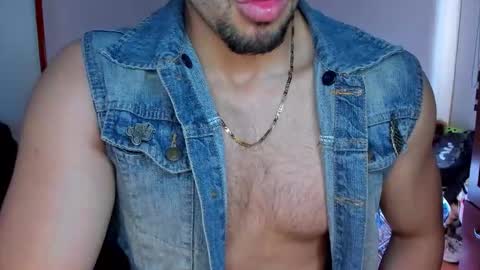 Snapshot of tommy_bred chatting on 29, 11, 2025 Twitter BreddTommy IG tommy bredd online show from 29, 11, 2025