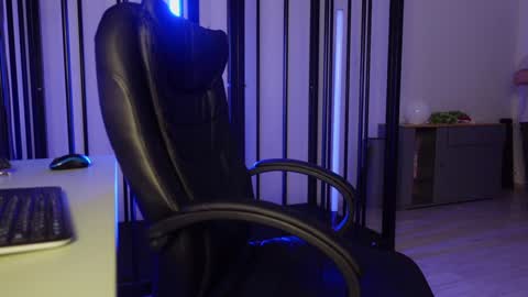 Snapshot of tommy_burnzzz chatting on 10, 1, 2025 tommy burnzzz online show from 10, 1, 2025