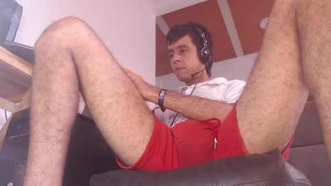 Snapshot of tommy_c0rtez chatting on 25, 11, 2025 Thomas online show from 25, 11, 2025