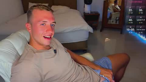 Snapshot of tommy_cumfinger chatting on 13, 9, 2025 Tommy online show from 13, 9, 2025