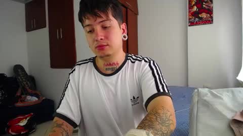 Snapshot of tommy_sins619 chatting on 17, 1, 2025 Dirty Tommy online show from 17, 1, 2025