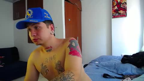 Snapshot of tommy_sins619 chatting on 18, 1, 2025 Dirty Tommy online show from 18, 1, 2025