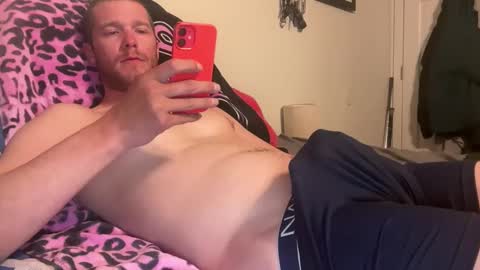 Snapshot of tommygunzsolo chatting on 8, 5, 2026 tommygunzsolo online show from 8, 5, 2026