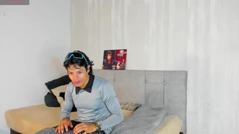 tommyhot7 online show from 8, 6, 2026