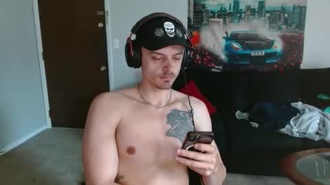 Snapshot of tommystrokes_ chatting on 1, 4, 2026 Tommy Strokes online show from 1, 4, 2026