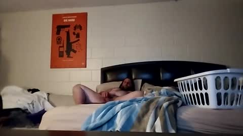 tomthebomb347 online show from 5, 1, 2025