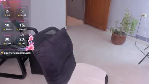 Snapshot of ton_amourrx chatting on 27, 2, 2026 lady blue online show from 27, 2, 2026