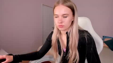 Snapshot of toni_pittmann chatting on 15, 7, 2026 toni_pittmann online show from 15, 7, 2026