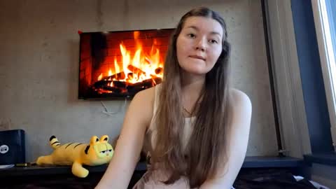 Snapshot of tonitabeebe chatting on 2, 5, 2026 Sally online show from 2, 5, 2026