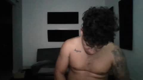 Snapshot of tony19c chatting on 21, 1, 2025 toni online show from 21, 1, 2025