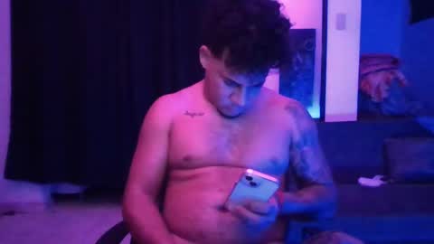 Snapshot of tony19c chatting on 30, 1, 2025 toni online show from 30, 1, 2025