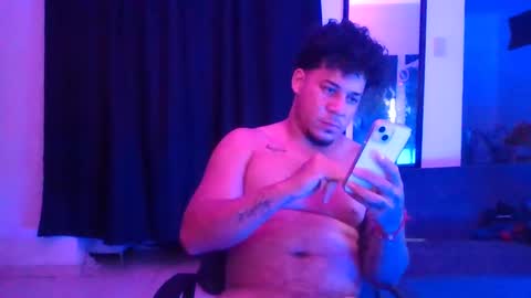 Snapshot of tony19c chatting on 19, 2, 2025 toni online show from 19, 2, 2025