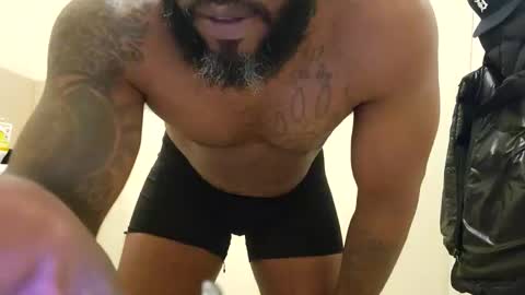 Snapshot of tony546700 chatting on 13, 1, 2025 Tony546700 online show from 13, 1, 2025