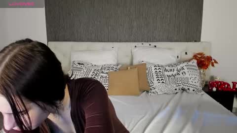 Snapshot of tonya_gray chatting on 12, 12, 2024 tonya_gray online show from 12, 12, 2024