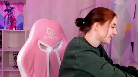 Snapshot of tonya_gray chatting on 6, 1, 2025 tonya_gray online show from 6, 1, 2025