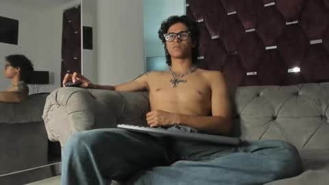 Tony Benedetti online show from 10, 2, 2026