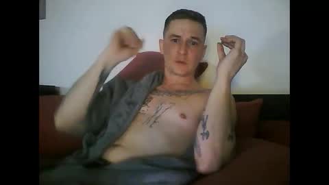 Snapshot of tonystrawberry chatting on 19, 4, 2026 tonystrawberry online show from 19, 4, 2026