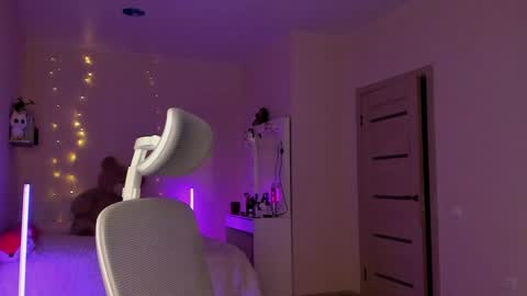 Snapshot of toohornyserj chatting on 16, 12, 2024 toohornyserj online show from 16, 12, 2024