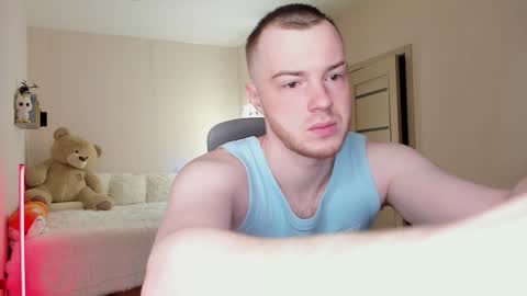 Snapshot of toohornyserj chatting on 18, 12, 2024 toohornyserj online show from 18, 12, 2024