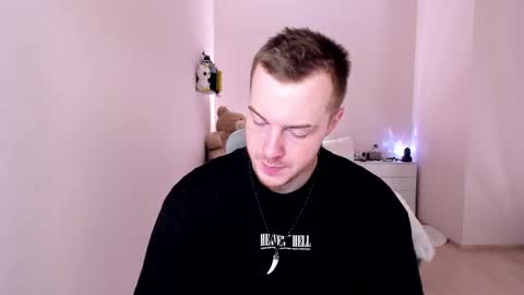 Snapshot of toohornyserj chatting on 17, 2, 2025 toohornyserj online show from 17, 2, 2025