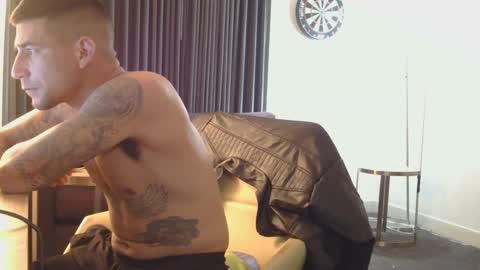 Snapshot of toomuchsmoke chatting on 16, 12, 2024 toomuchsmoke online show from 16, 12, 2024