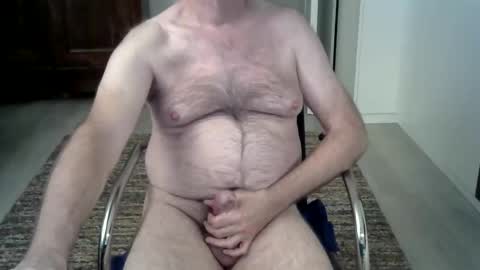 Snapshot of tooohard chatting on 16, 4, 2026 Alex online show from 16, 4, 2026