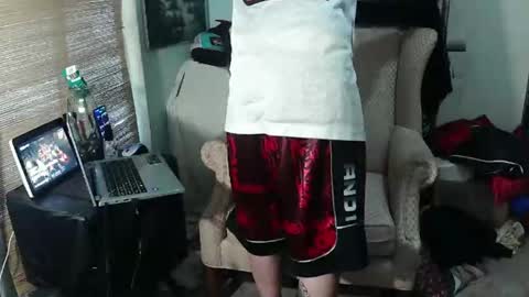 Snapshot of topdogintraining93 chatting on 5, 3, 2026 SagMeOreduceMe online show from 5, 3, 2026