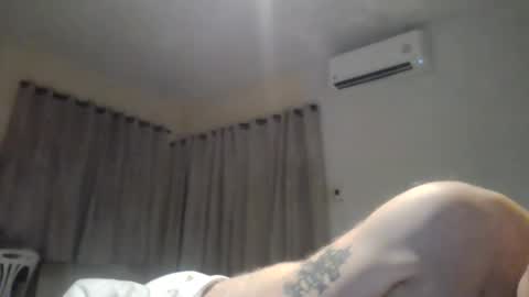 Snapshot of topfoxs30 chatting on 5, 5, 2026 topfoxs30 online show from 5, 5, 2026