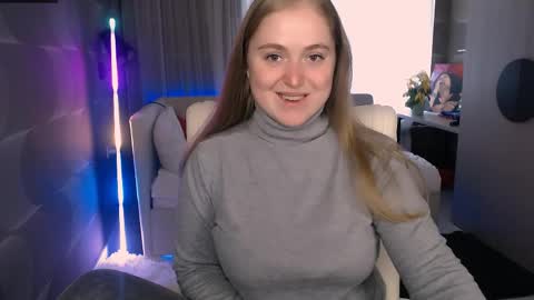 Snapshot of tori_blond chatting on 5, 4, 2026 tori_blond online show from 5, 4, 2026