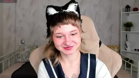 Snapshot of tori_cutie chatting on 21, 4, 2026 Tori online show from 21, 4, 2026