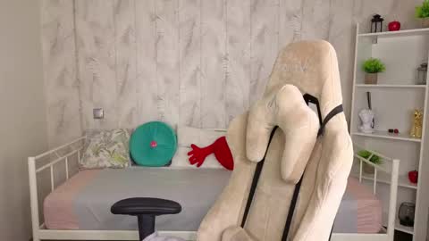 Snapshot of tori_cutie chatting on 3, 5, 2026 Tori online show from 3, 5, 2026