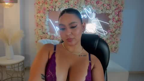 Tori Cross online show from 10, 2, 2025