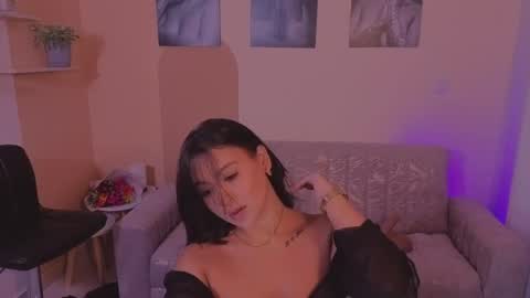 Tori Cross online show from 12, 4, 2026