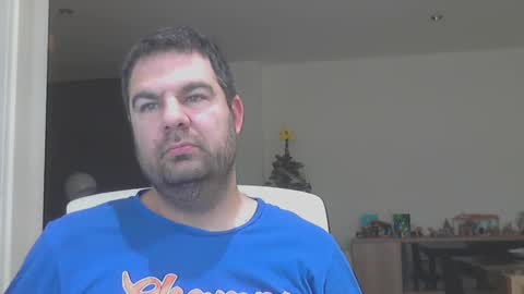 Snapshot of tork83 chatting on 25, 12, 2024 Tork 83 online show from 25, 12, 2024