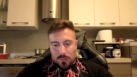 Snapshot of toro_arrapato chatting on 28, 4, 2026 toro_arrapato online show from 28, 4, 2026