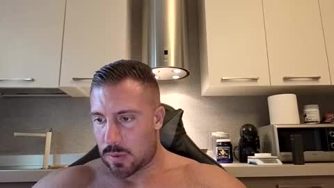 Snapshot of toro_arrapato chatting on 25, 5, 2026 toro_arrapato online show from 25, 5, 2026