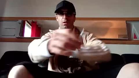 Snapshot of torontosee chatting on 24, 5, 2026 torontosee online show from 24, 5, 2026