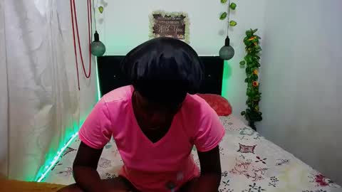 Snapshot of tory_montannaxx chatting on 22, 1, 2025 tory_montannaxx online show from 22, 1, 2025
