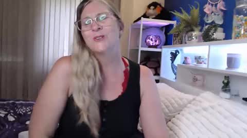 Milly online show from 22, 2, 2026